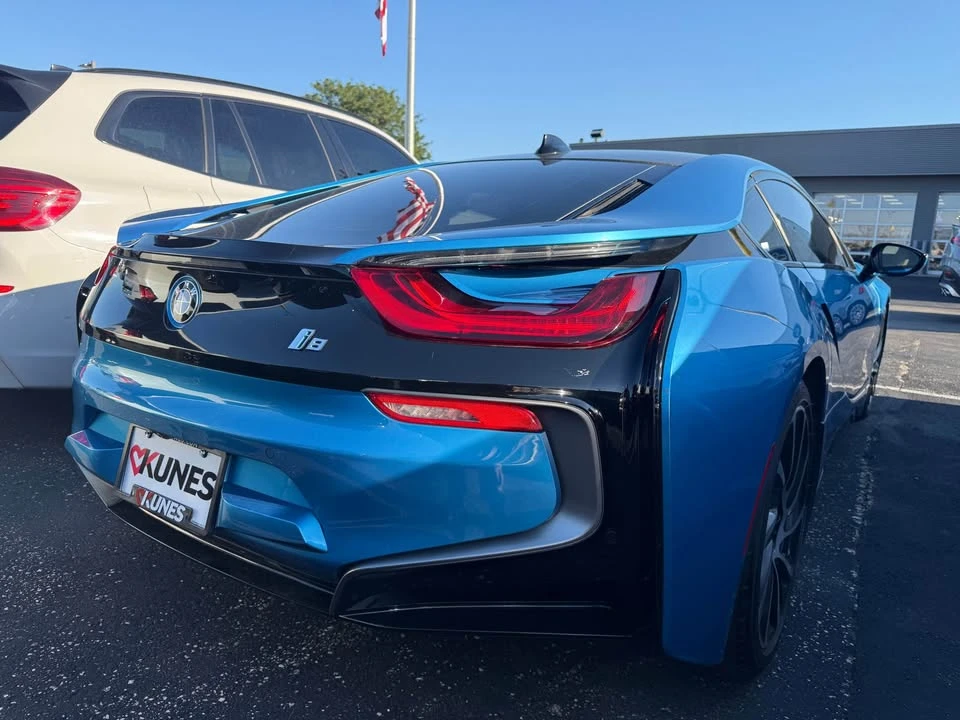 2014 BMW i8 - Image 3 of 7