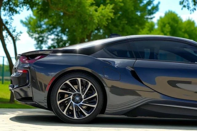 2014 BMW i8 - Image 9 of 21