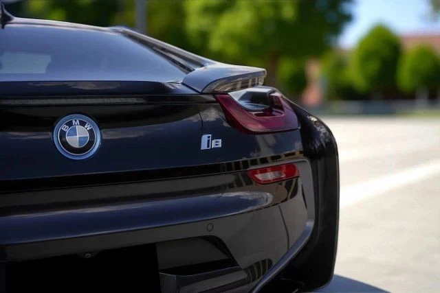 2014 BMW i8 - Image 19 of 21