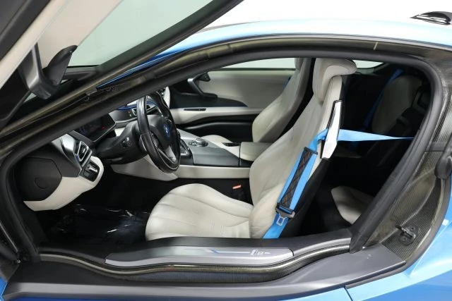2014 BMW i8 - Image 12 of 12