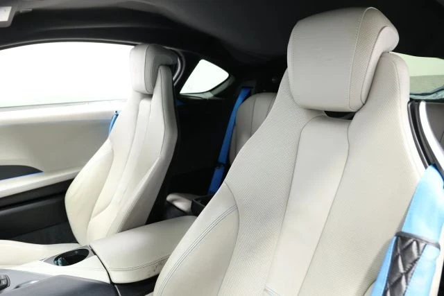 2014 BMW i8 - Image 4 of 12