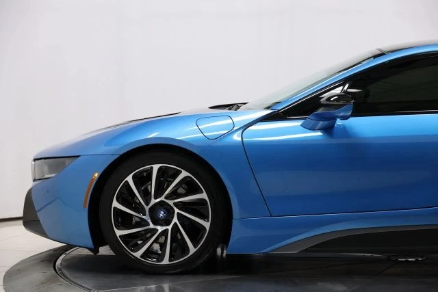 2014 BMW i8 - Image 9 of 12