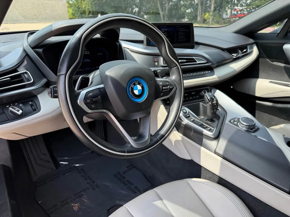 2014 BMW i8 - Image 15 of 16
