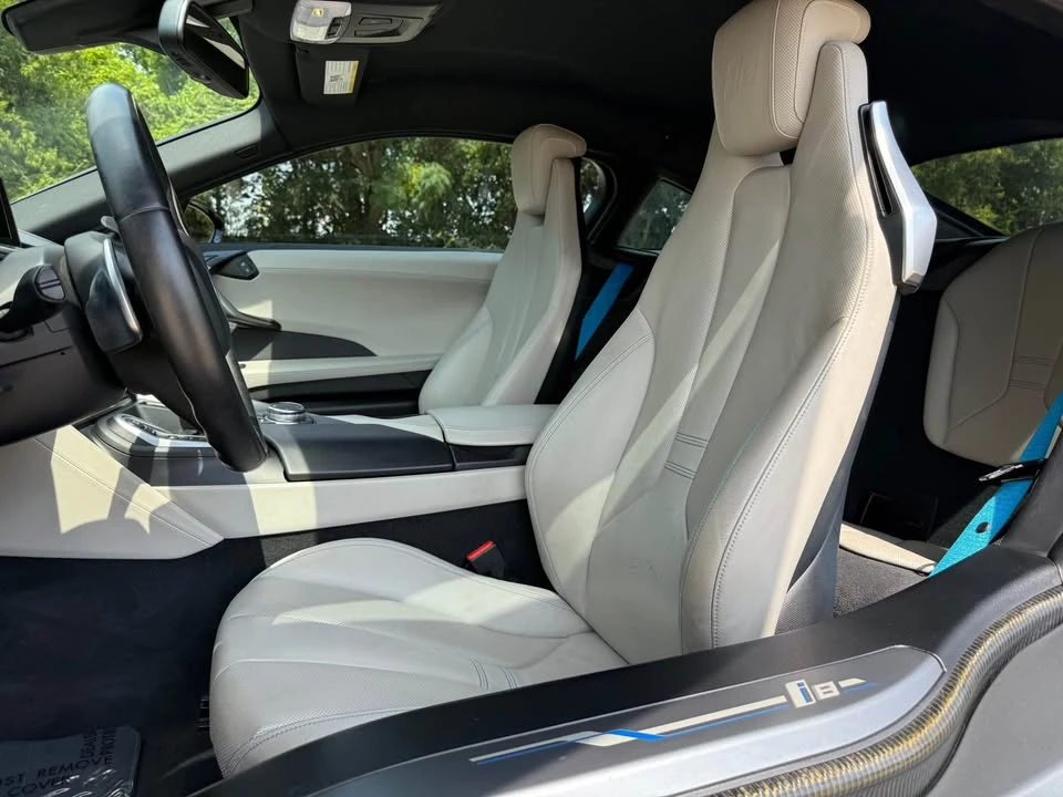 2014 BMW i8 - Image 12 of 16