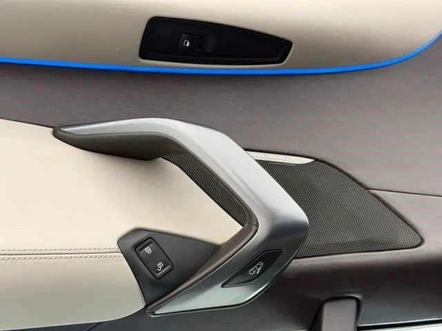2014 BMW i8 - Image 21 of 21