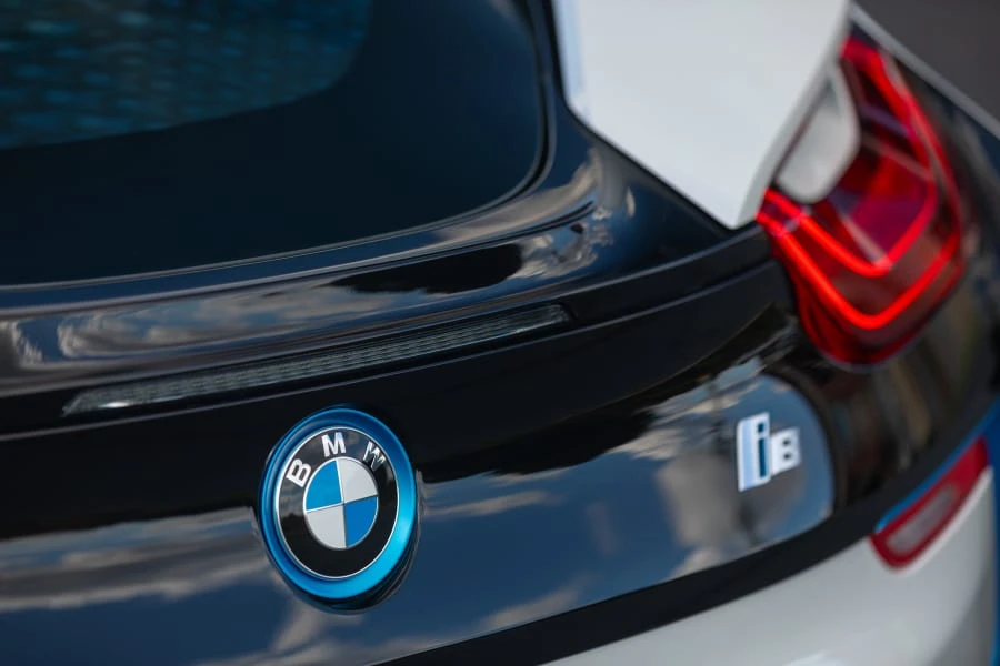 2014 BMW i8 - Image 14 of 29