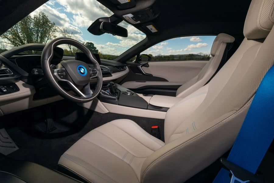 2014 BMW i8 - Image 19 of 29