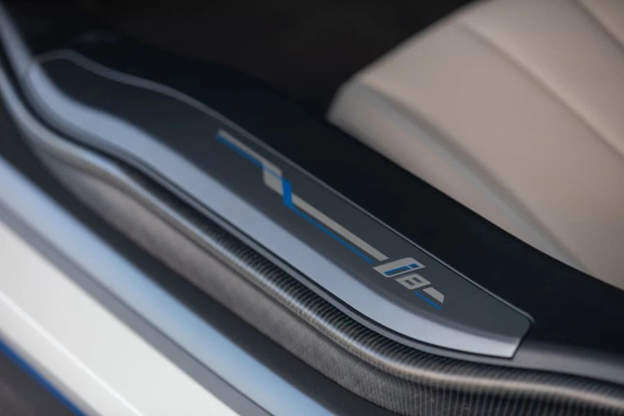 2014 BMW i8 - Image 24 of 29