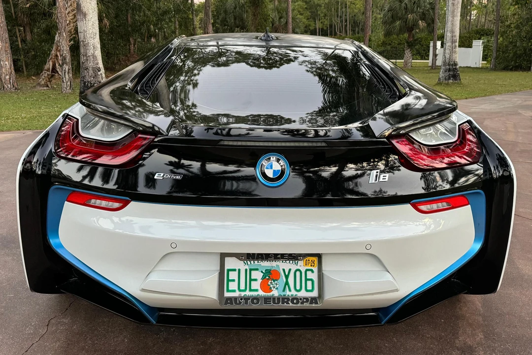 2014 BMW i8 - Image 5 of 31