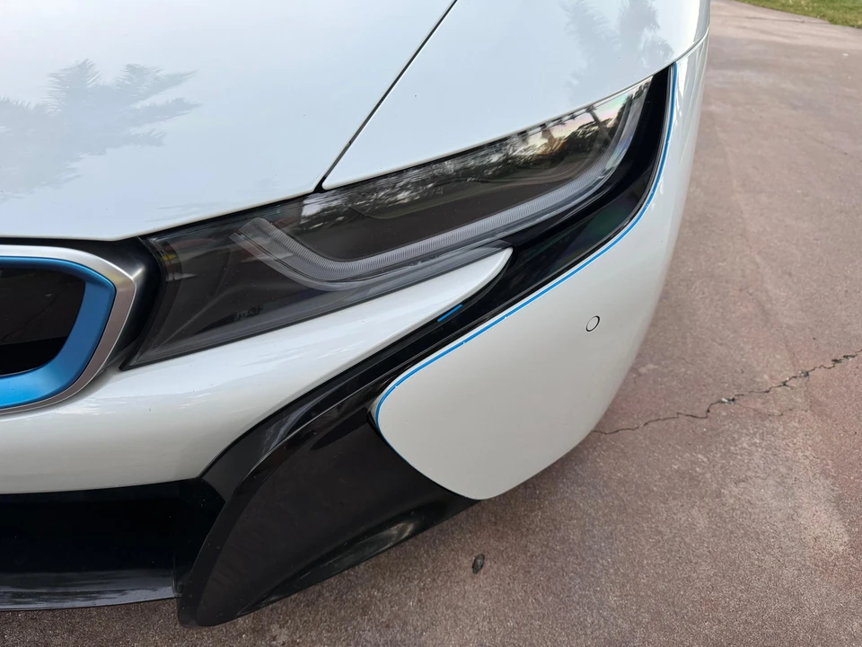 2014 BMW i8 - Image 25 of 31