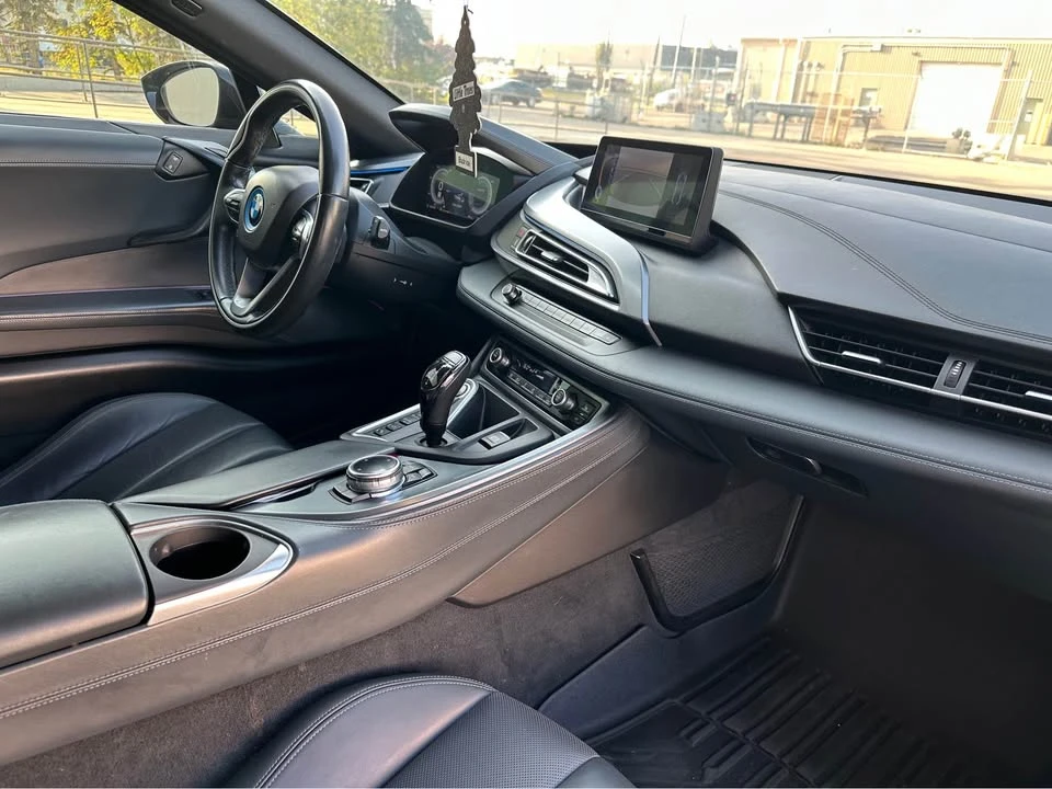 2014 BMW i8 - Image 12 of 20