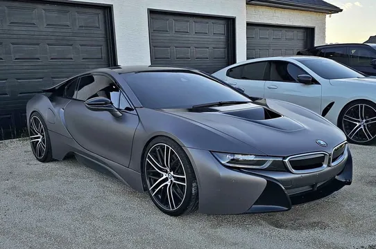 2014 BMW i8