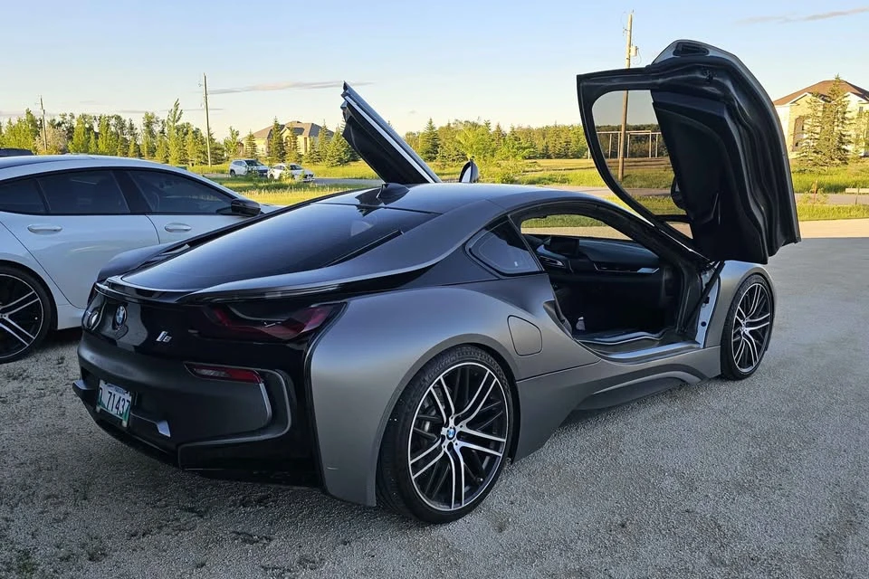2014 BMW i8 - Image 4 of 14