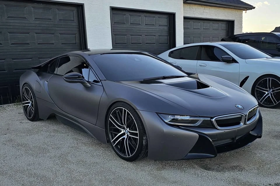 2014 BMW i8 - Image 7 of 14
