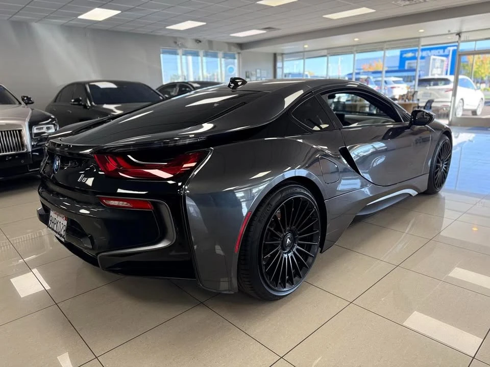 2014 BMW i8 - Image 2 of 20