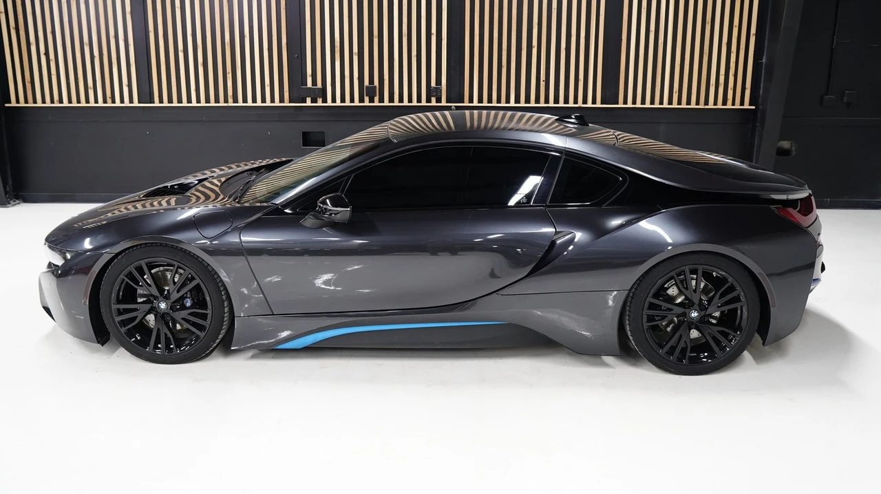 2014 BMW i8 - Image 6 of 21