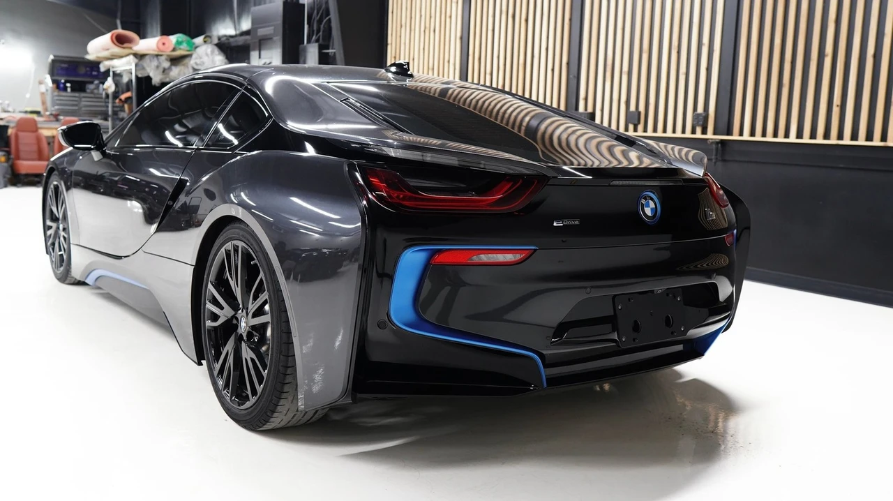 2014 BMW i8 - Image 9 of 21