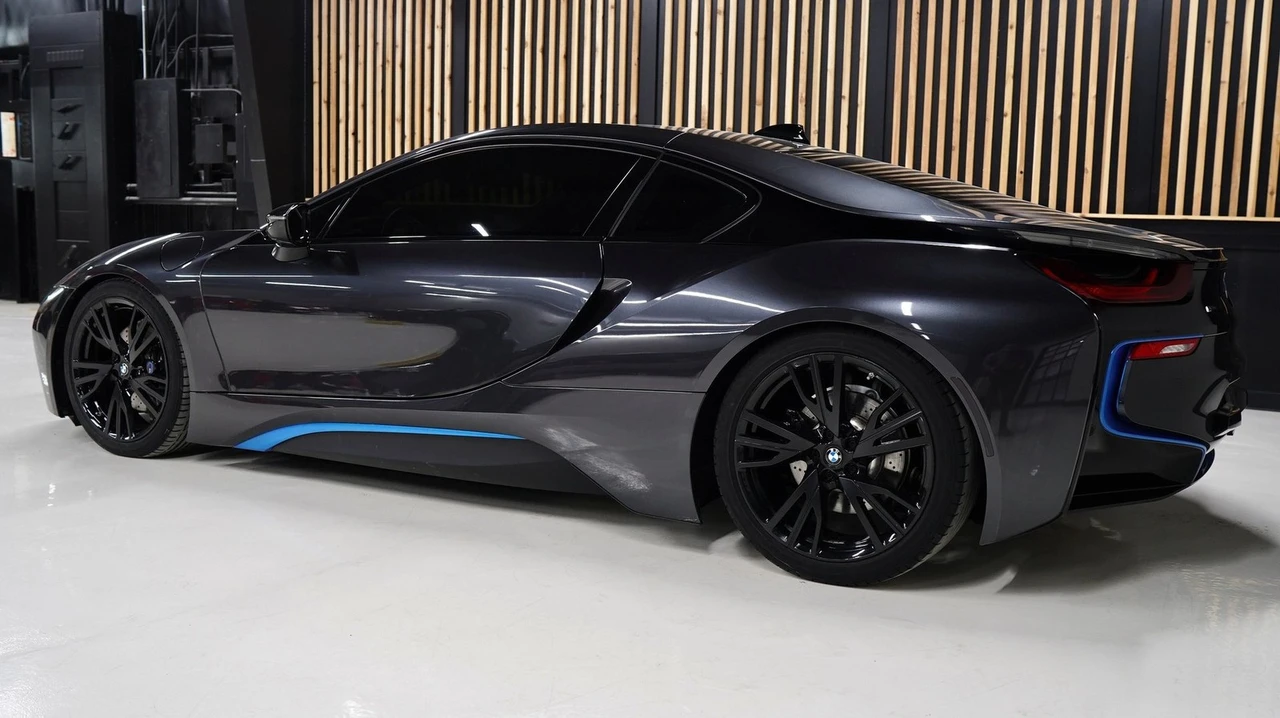2014 BMW i8 - Image 7 of 21