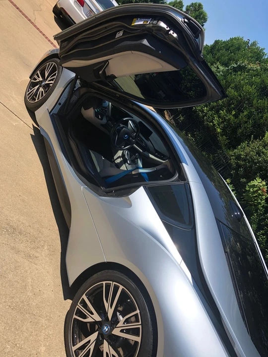 2014 BMW i8 - Image 6 of 9