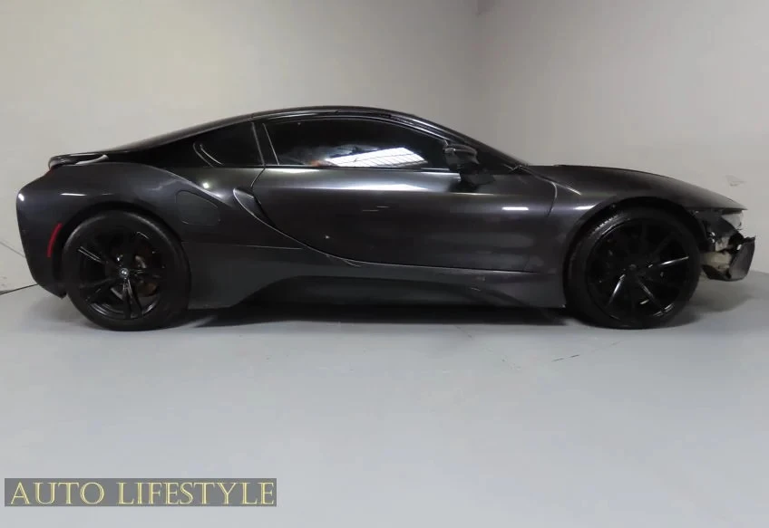 2014 BMW i8 - Image 5 of 31