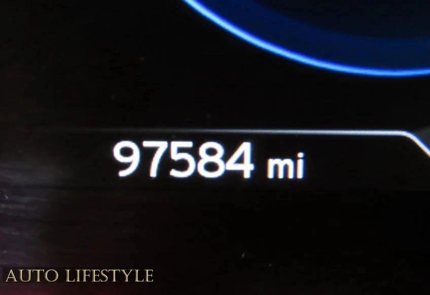 2014 BMW i8 - Image 30 of 31
