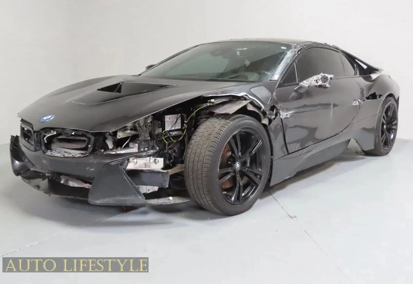 2014 BMW i8 - Image 4 of 31