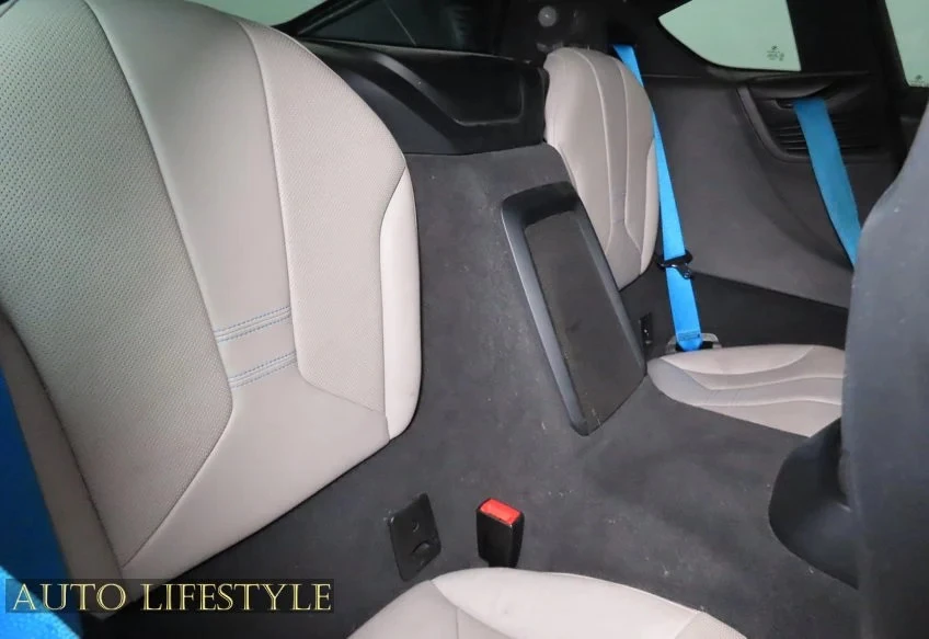 2014 BMW i8 - Image 17 of 31