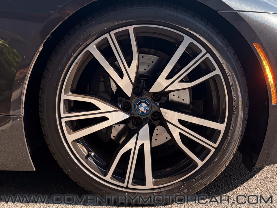 2014 BMW i8 - Image 11 of 31