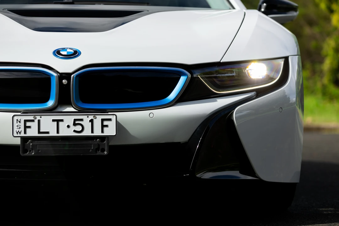 2014 BMW i8 - Image 25 of 31