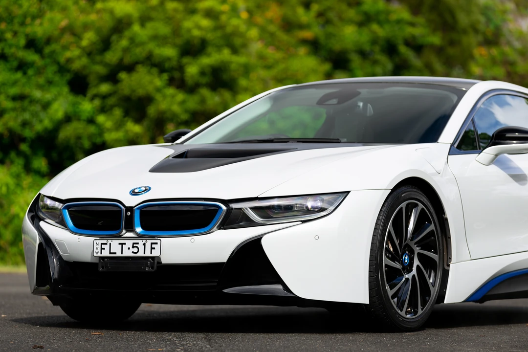 2014 BMW i8 - Image 16 of 31