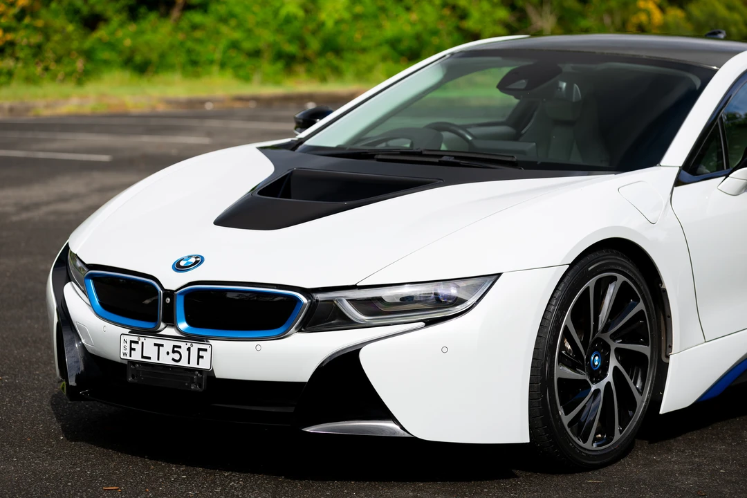 2014 BMW i8 - Image 17 of 31