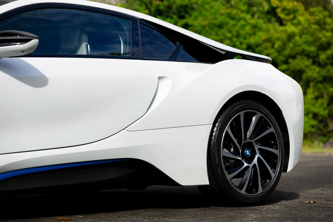 2014 BMW i8 - Image 21 of 31