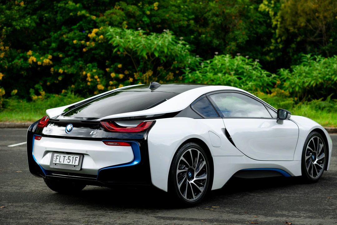 2014 BMW i8 - Image 7 of 31