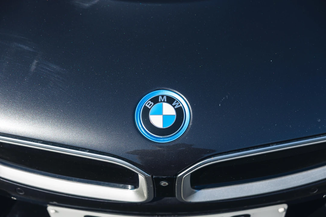 2014 BMW i8 - Image 18 of 31
