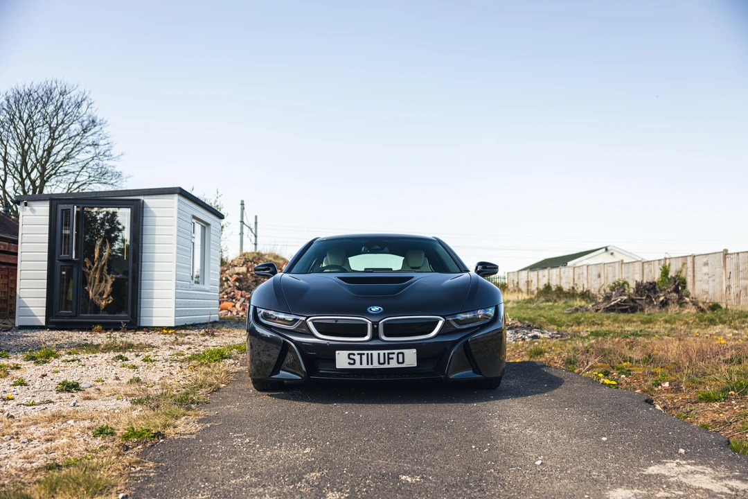 2014 BMW i8 - Image 2 of 31