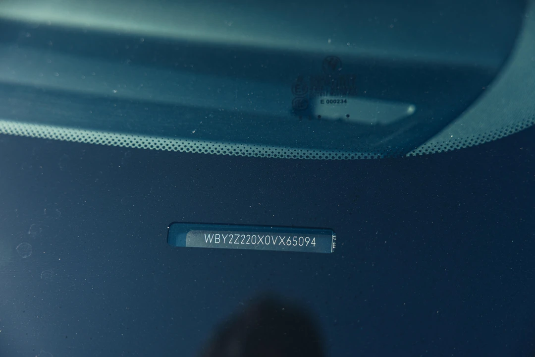 2014 BMW i8 - Image 31 of 31