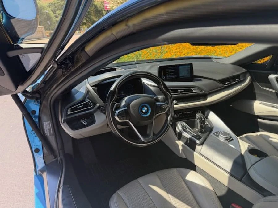 2014 BMW i8 - Image 7 of 7