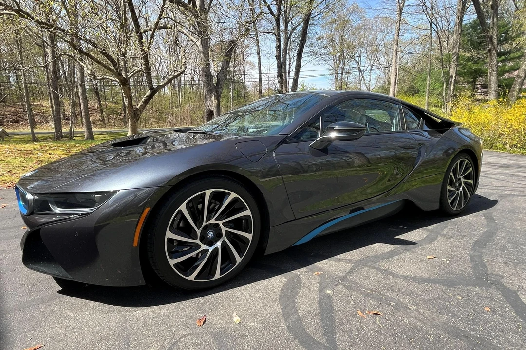 2014 BMW i8 - Image 14 of 31