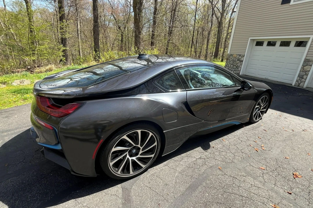 2014 BMW i8 - Image 22 of 31