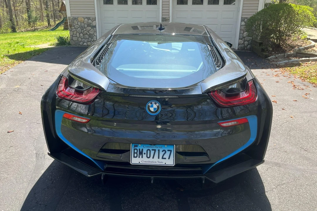 2014 BMW i8 - Image 18 of 31