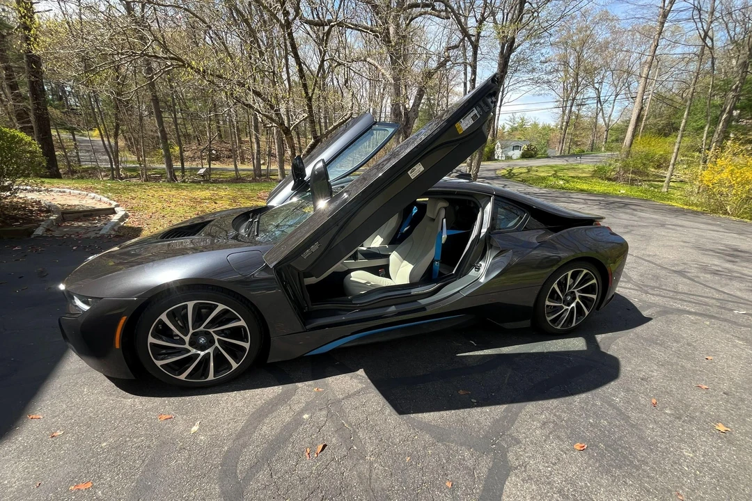 2014 BMW i8 - Image 31 of 31