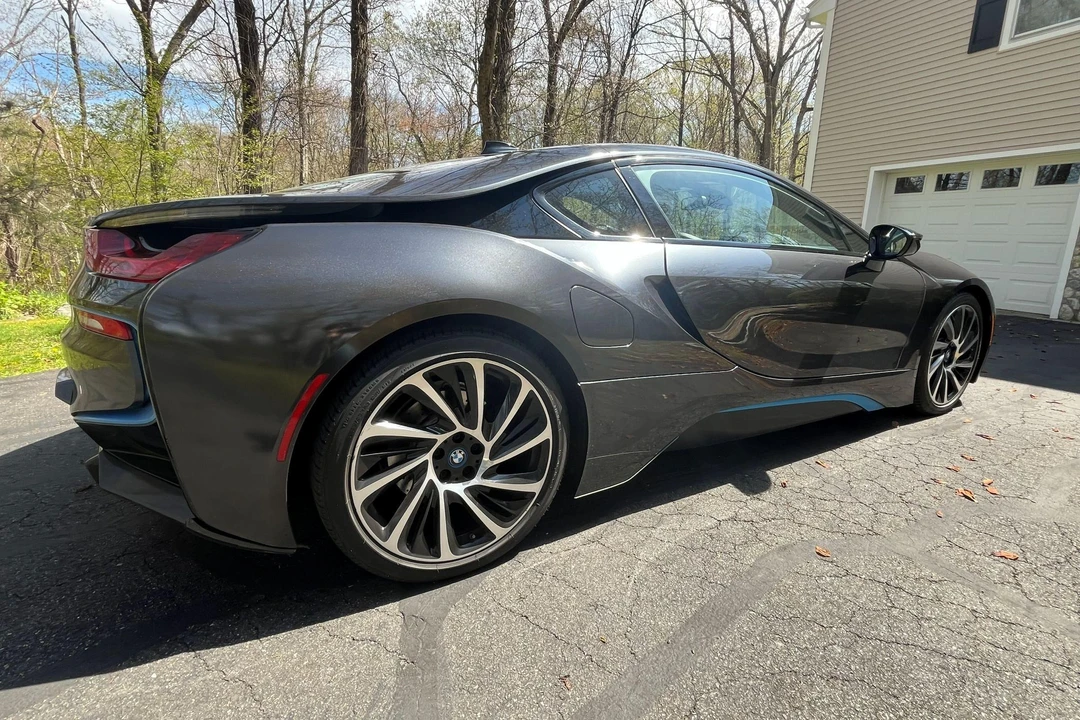 2014 BMW i8 - Image 21 of 31