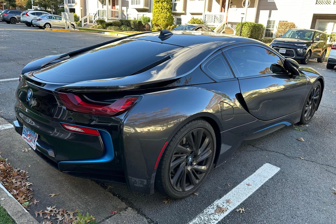 2014 BMW i8 - Image 4 of 31