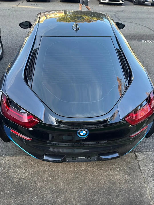 2014 BMW i8 - Image 12 of 31