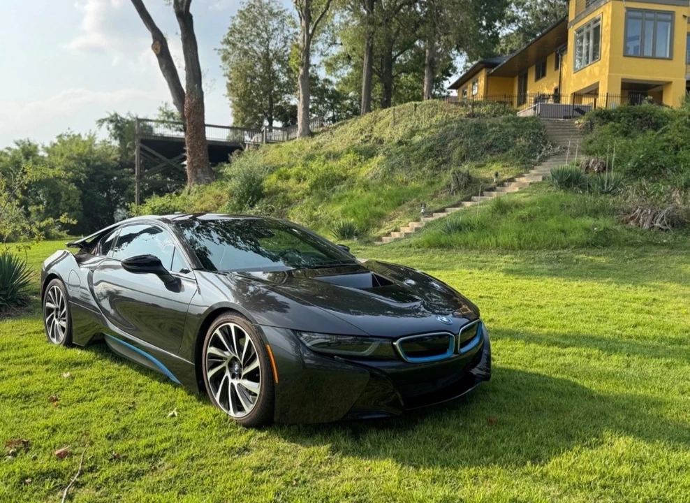 2014 BMW i8 - Image 15 of 21