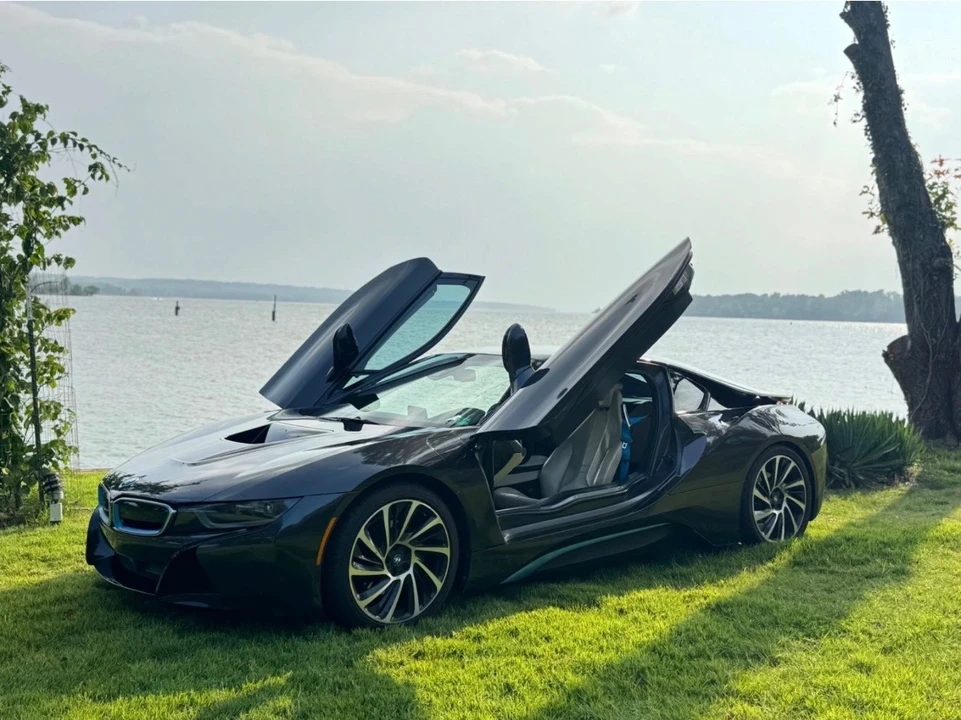 2014 BMW i8 - Image 2 of 21