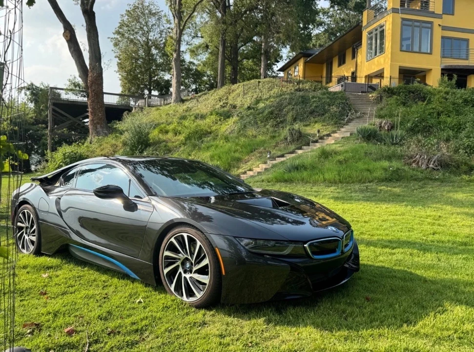 2014 BMW i8 - Image 16 of 21