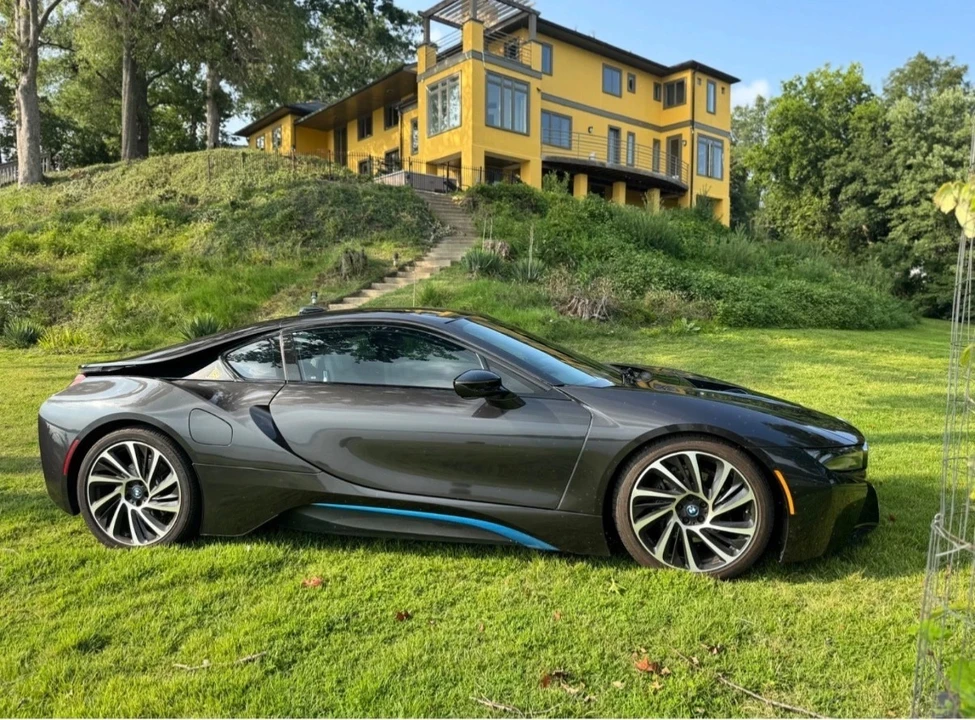 2014 BMW i8 - Image 17 of 21