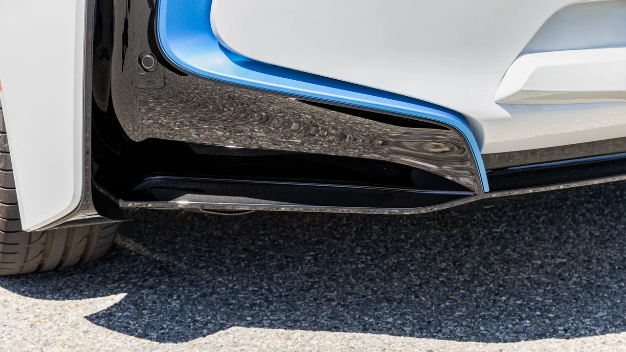 2014 BMW i8 - Image 30 of 31