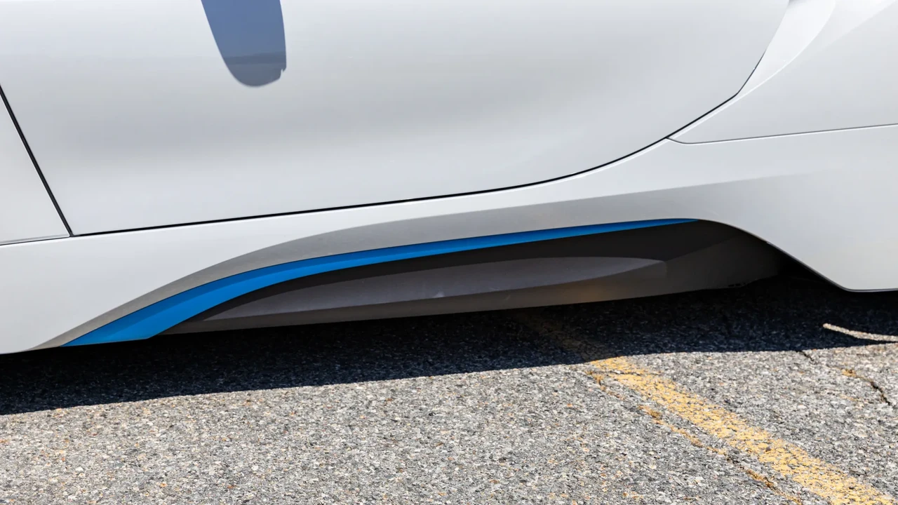 2014 BMW i8 - Image 24 of 31